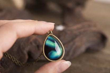 Aurora Borealis Necklace, Girlfriend Gift, Birthday Gift for Her, Women, Galaxy Jewelry, Space Necklace, Northern Lights, Arctic Sky, KP.1