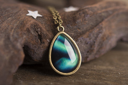 Aurora Borealis Necklace, Girlfriend Gift, Birthday Gift for Her, Women, Galaxy Jewelry, Space Necklace, Northern Lights, Arctic Sky, KP.1