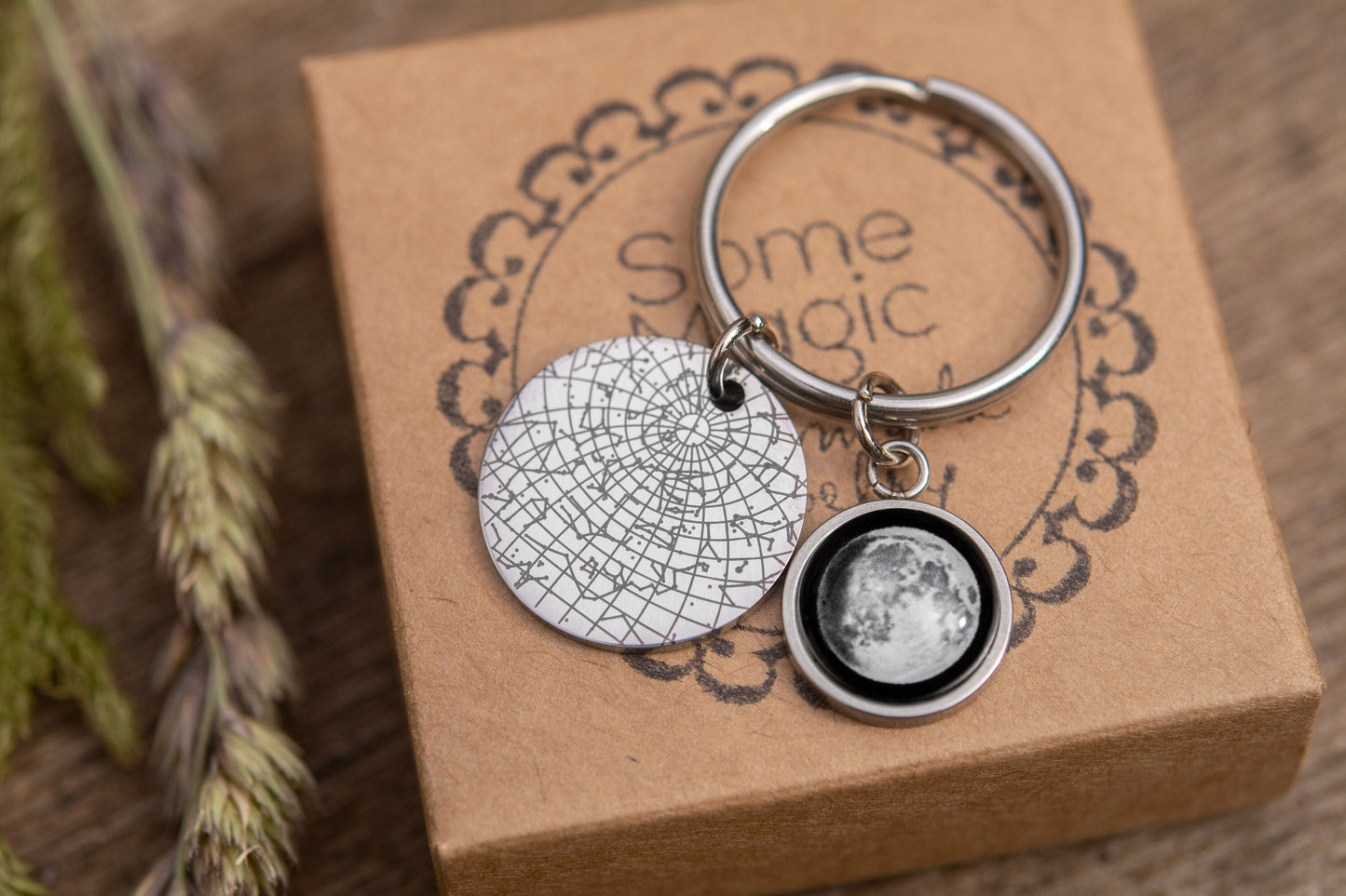 Star Map And Moon Phase Keychain, Engraved Custom Night Sky Keyring, Star Map By Date, Personalized Birthday Gift For Men, Anniversary, RP.2