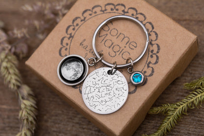 Star Map + Moon Phase + Birthstone Keychain, Star Map by Date, Custom Moon Phase Keyring, Engraved Personalized Birthday Gift for Women RP.1