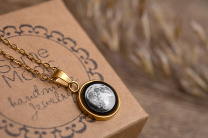 Custom Moon Phase Necklace, Personalized Jewelry, Birthday Gift for Women, Engraved Anniversary Gift for Her, Gift for Mom, KP.7
