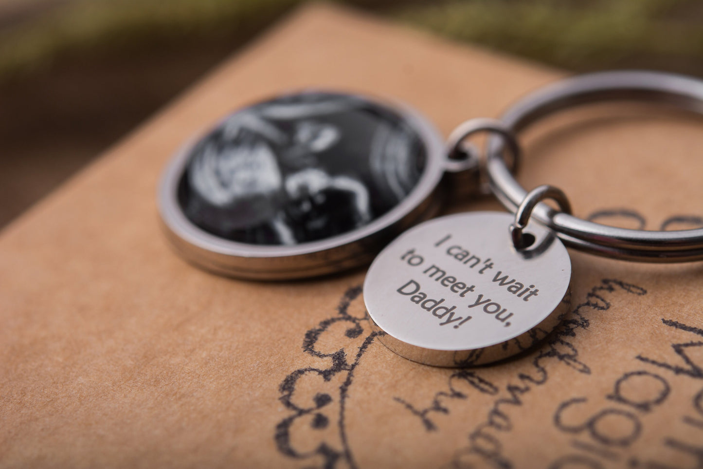 Baby Ultrasound Pregnancy Gifts for New Daddy to Be Keychain with Custom Ultrasound Scan Picture Personalized Keyring for Expecting Dad C.1