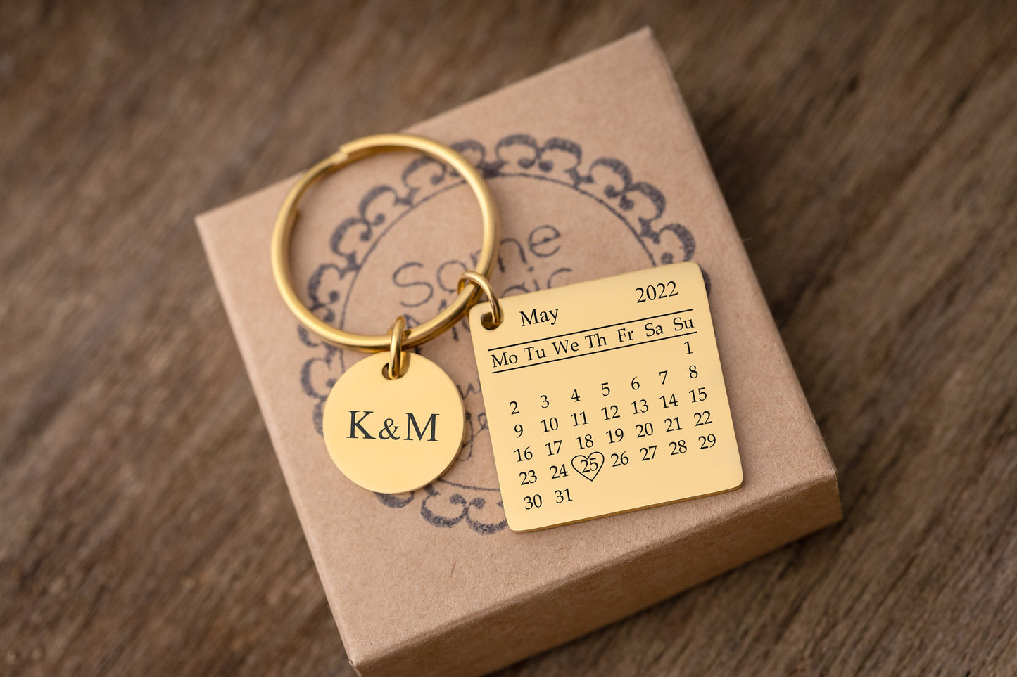 Personalized Calendar Keychain Date Keyring Gift Wedding Day Gift Special Date Gift Personalised Keyring Weddings Gift Anniversary Gift, C.2