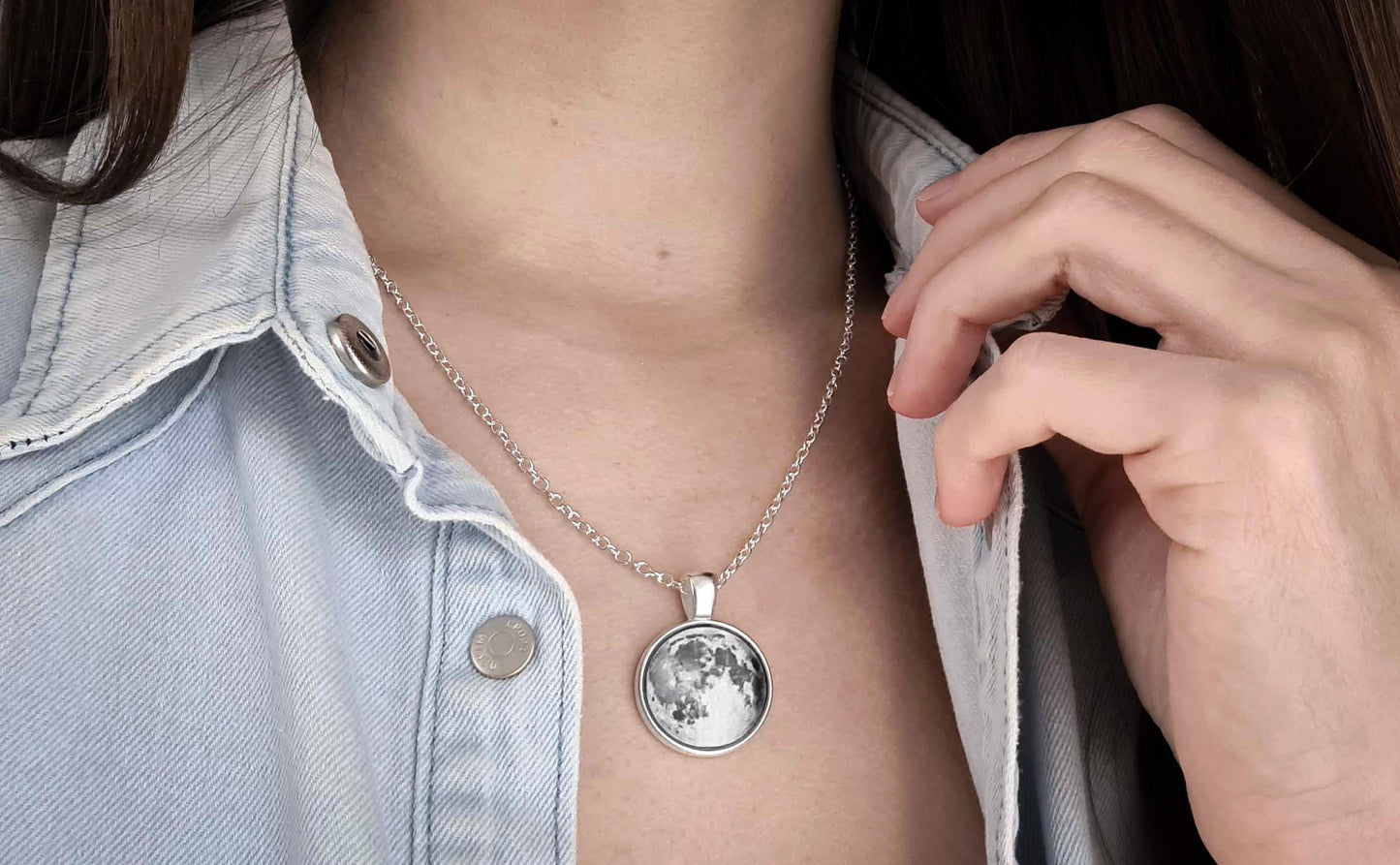 Personalized Moon Phase Necklace for Her Showing the Moon from Your Special Date - a Meaningful Birthday or Anniversary Gift for Women, KP.7