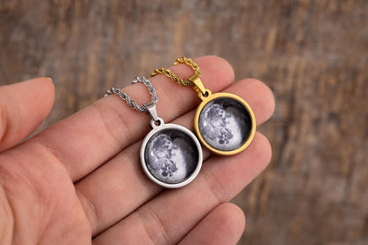 Custom Moon Phase Necklace with Twisted Chain, Birthday Gift for Mom, Personalized Jewelry Gift for Women, Anniversary Gift for Her, RP.1