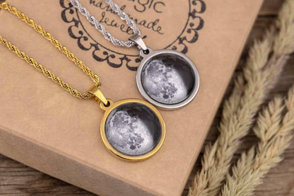 Custom Moon Phase Necklace with Twisted Chain, Birthday Gift for Mom, Personalized Jewelry Gift for Women, Anniversary Gift for Her, RP.1