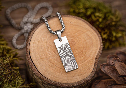 Memorial Necklace with Fingerprint, Funeral Keepsake Gift for Him, Grief Gift for Men, Loss of Mother, Father, Brother or Sister, KP.2/C.2