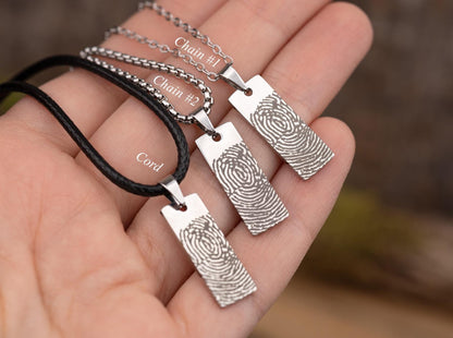 Fingerprint Memorial Necklace for Men or Women, Keepsake Pendant for Him or Her, Grief Gift, Loss of Mother or Father, Dad or Mom, KP.2/C.2