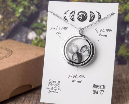 Custom Moon Phase Locket Necklace - Floating Transparent Pendant with 1–5 Moons, Personalized Lunar Jewelry Birthday Gift for Mom, KP.9