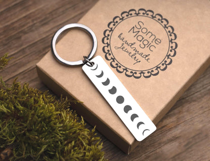 Full Moon Cycle Keychain, All Phases of the Moon Jewelry, Celestial Keyring, Birthday or Anniversary Gift for Boyfriend or Girlfriend, C.2
