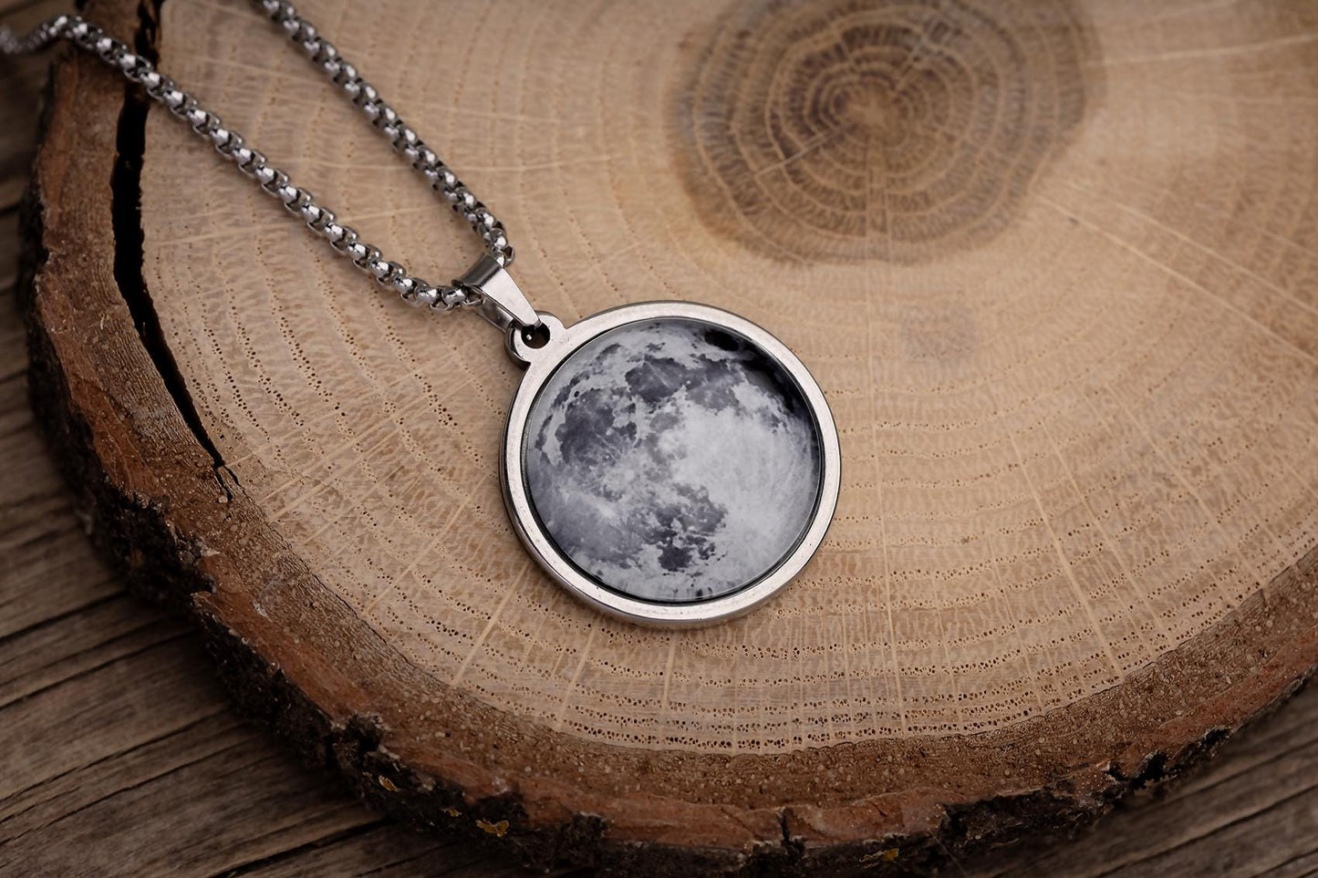 Moon Necklace for Men with Custom Lunar Phase from Your Special Date, Personalized Jewelry - Birthday or Anniversary Gift for Him, RP.1