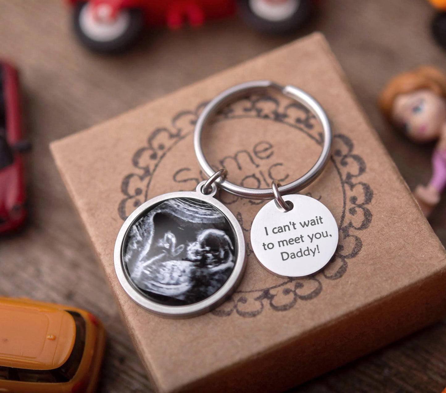 Baby Ultrasound Pregnancy Gifts for New Daddy to Be Keychain with Custom Ultrasound Scan Picture Personalized Keyring for Expecting Dad C.1
