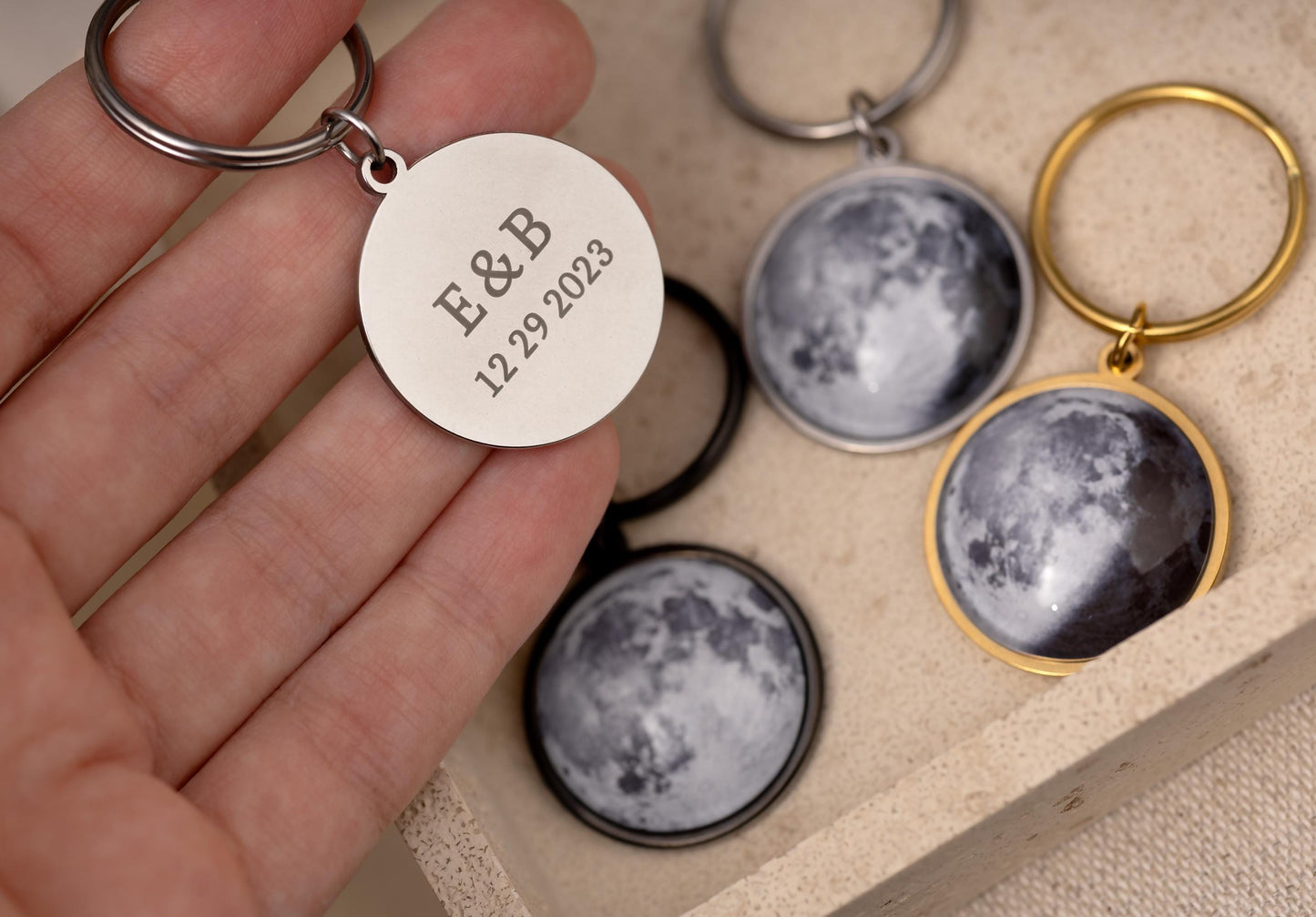 Custom Moon Phase Keychain, Personalized Gift for Him or Her, Christmas Gift for Boyfriend or Girlfriend, Birthday Gift for Dad or Mom, RP.1