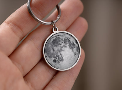Silver Moon Phase Keychain, Personalized Gift for Him or Her, Christmas Gift for Boyfriend or Girlfriend, Custom Birthday Gift for Mom, RP.1
