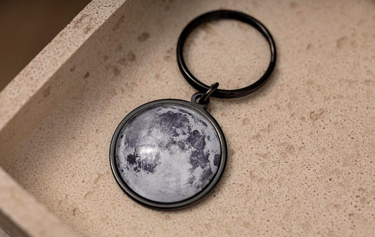 Black Moon Phase Keychain, Personalized Gift for Him or Her, Christmas Gift for Boyfriend or Girlfriend, Custom Birthday Gift for Dad, RP.1
